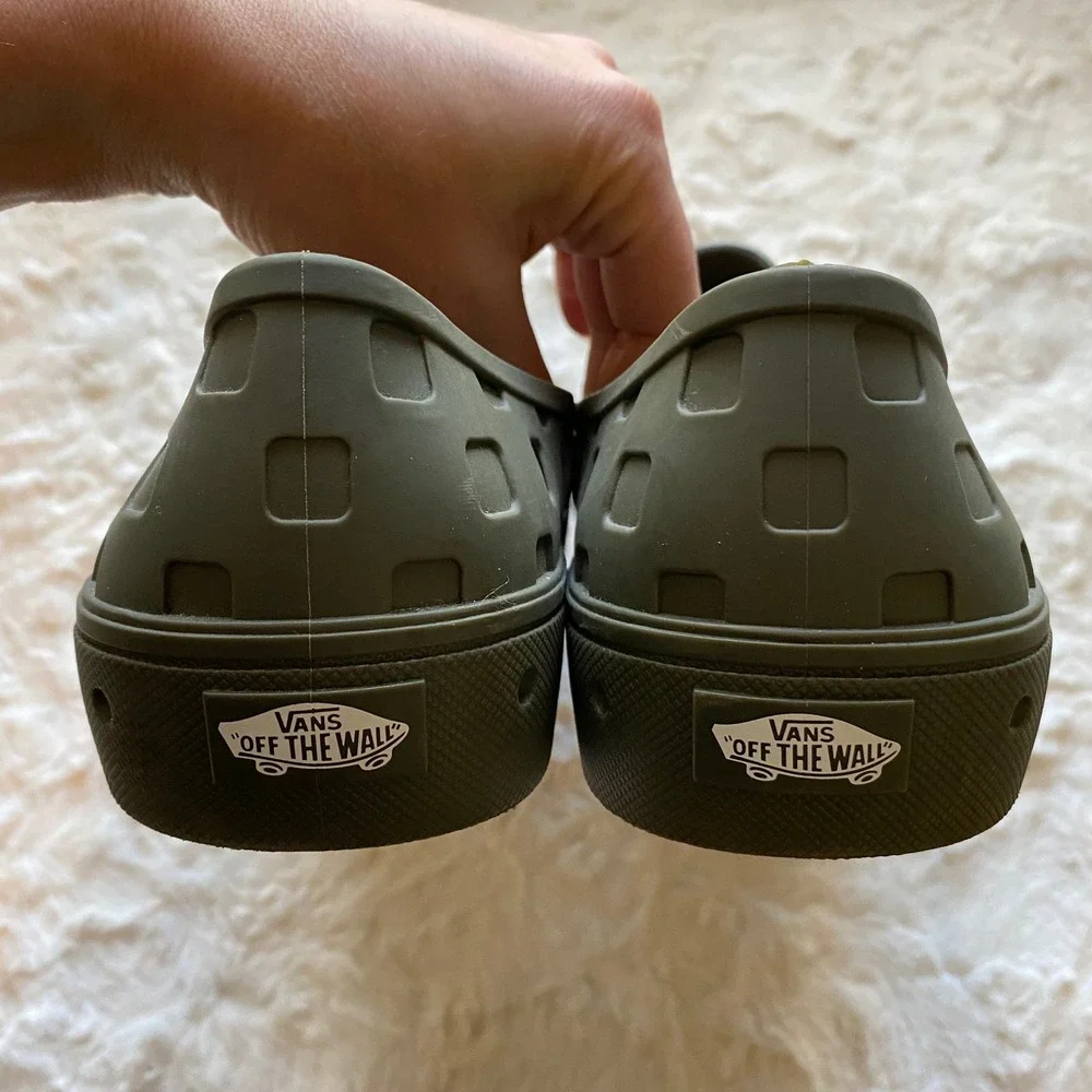 Vans Men's Slip On TRK Rubber Shoes Size 13 Green Water Trail Hiking Beach River